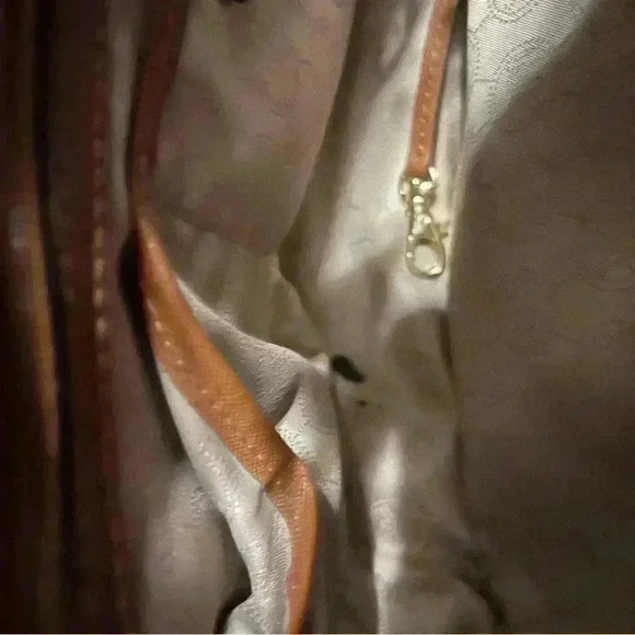 Michael Kors MK initial tote shoulder bag in brown - Picture 10 of 16